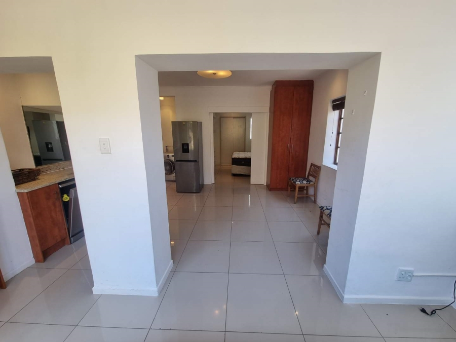 To Let 1 Bedroom Property for Rent in Oranjezicht Western Cape